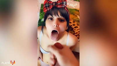 Mezlerneja knabino ricevas sian unuan kumon en la buŝo de samklasano